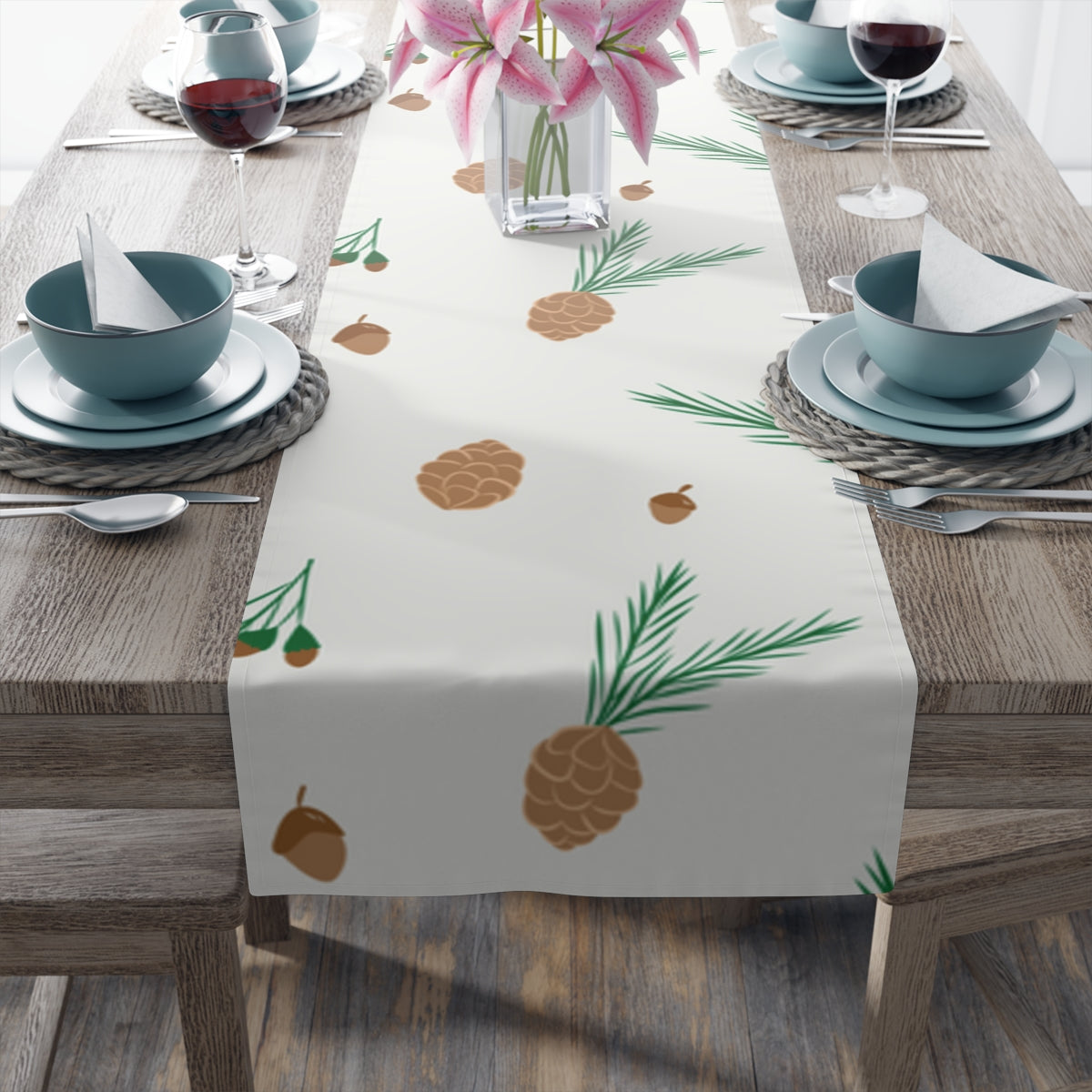 Holiday Table Runner - Pinecones &amp; Acorns