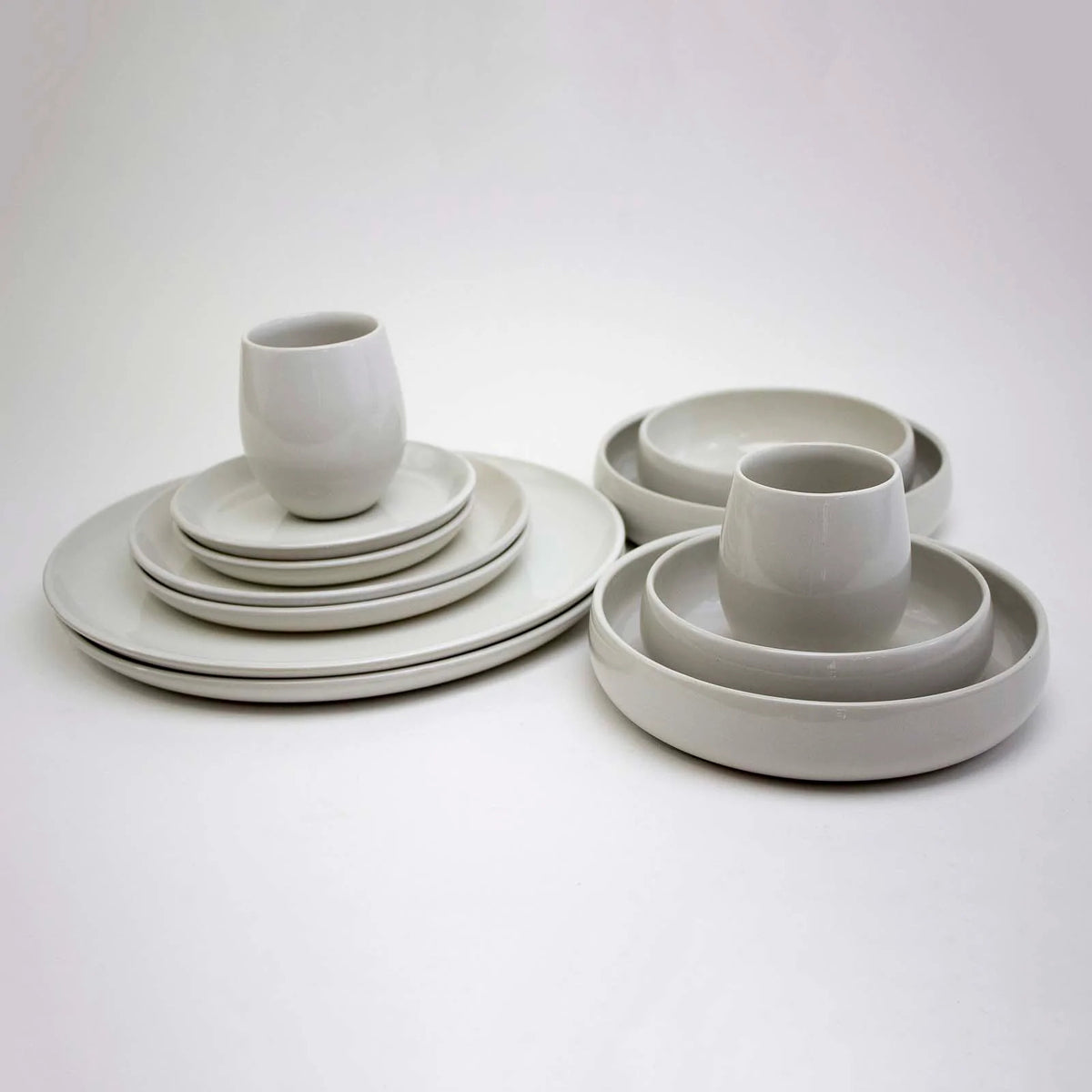 The Party's at Mary's - Stoneware Dinnerware Set in Pearl - Set of 2