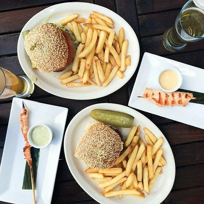 Fine Porcelain Oval Platter - 14.5&quot;