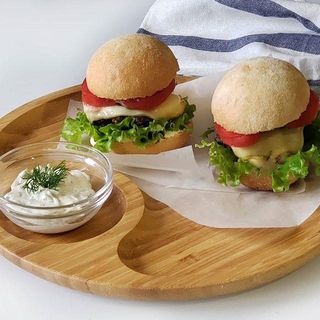 Natural Bamboo 2 Section Platter - 10&quot;