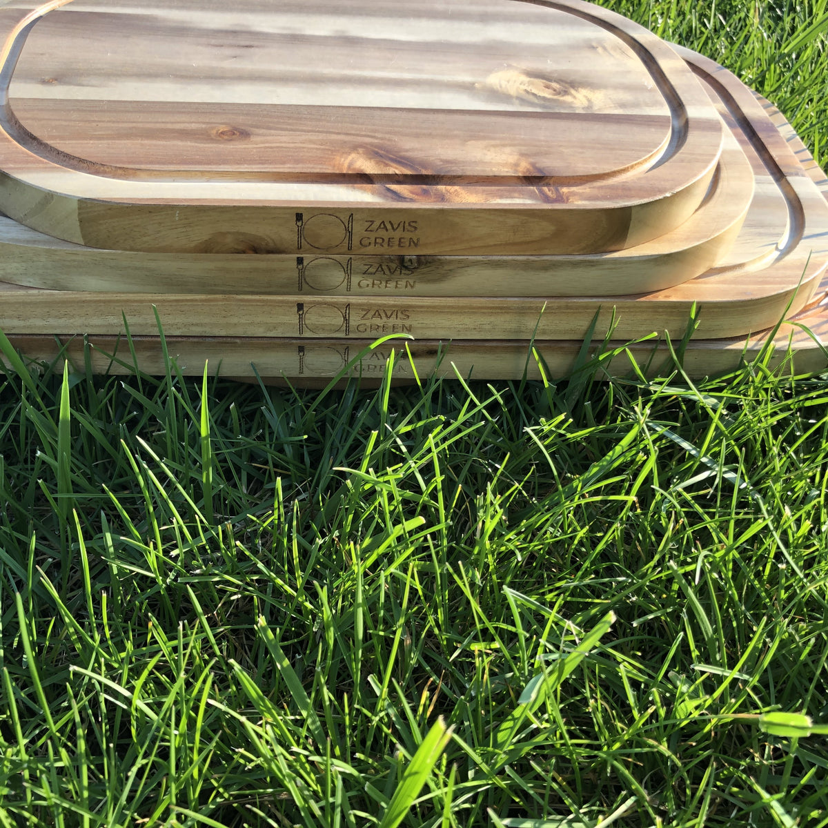 Acacia Serving Rounded cutting board 20" X 11"